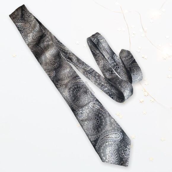 Van Heusen Men's Ferreira Ombré Paisley Tie Dye Gray Neck Tie - Picture 1 of 6